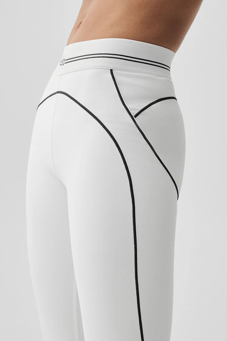 Contour Elite Set – Sculpt Sports Bra & High-Waist Leggings